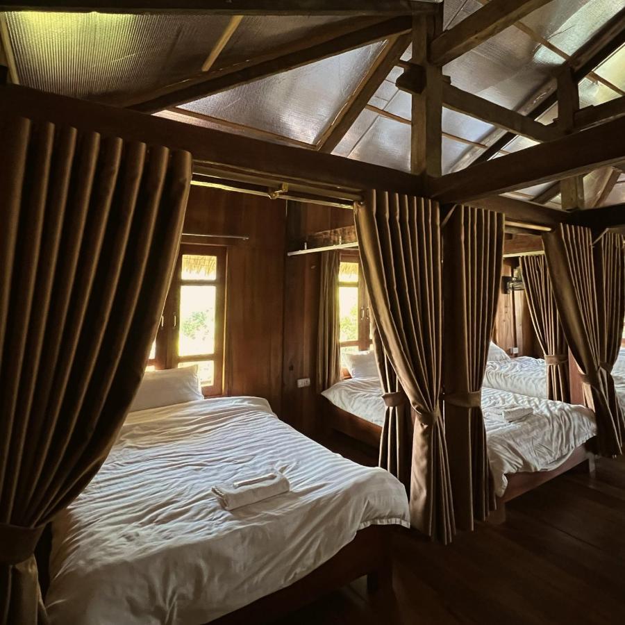 Tom'S Du Gia Homestay Lang Cac Bagian luar foto