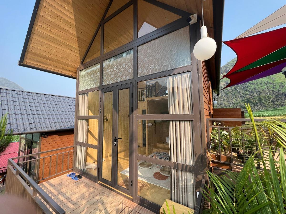 Tom'S Du Gia Homestay Lang Cac Bagian luar foto