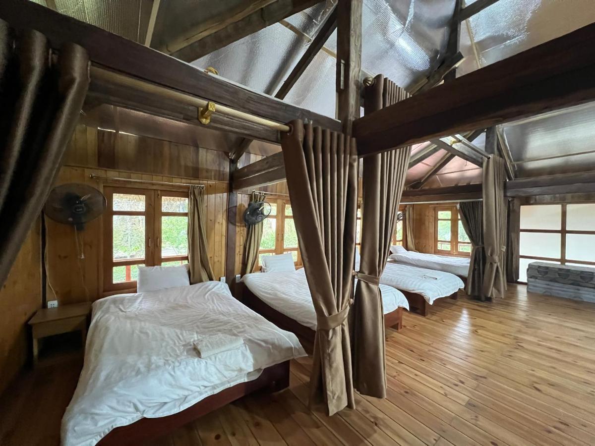 Tom'S Du Gia Homestay Lang Cac Bagian luar foto