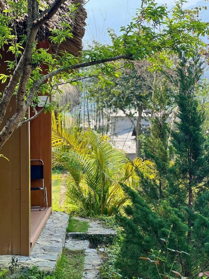Tom'S Du Gia Homestay Lang Cac Bagian luar foto