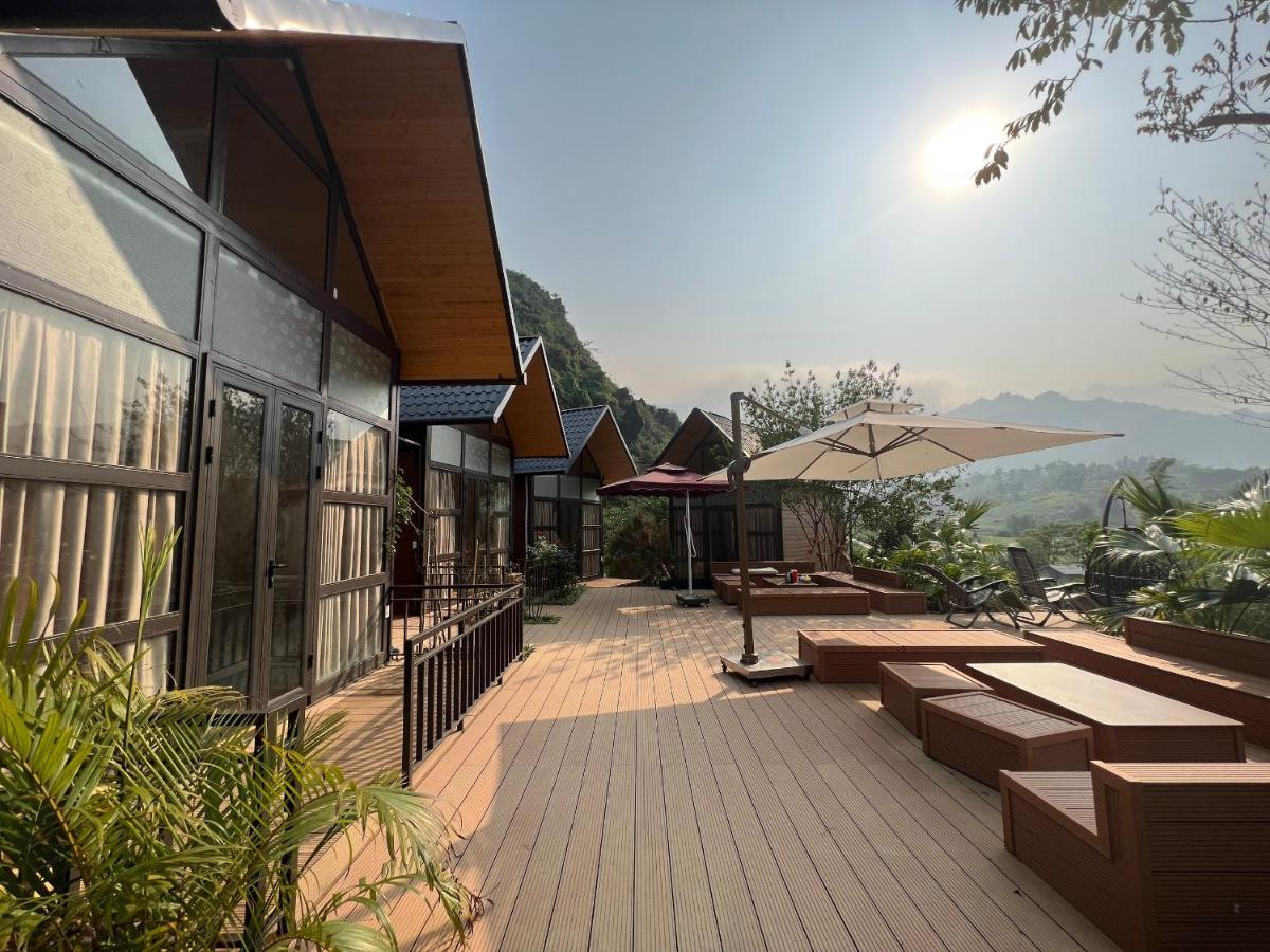 Tom'S Du Gia Homestay Lang Cac Bagian luar foto