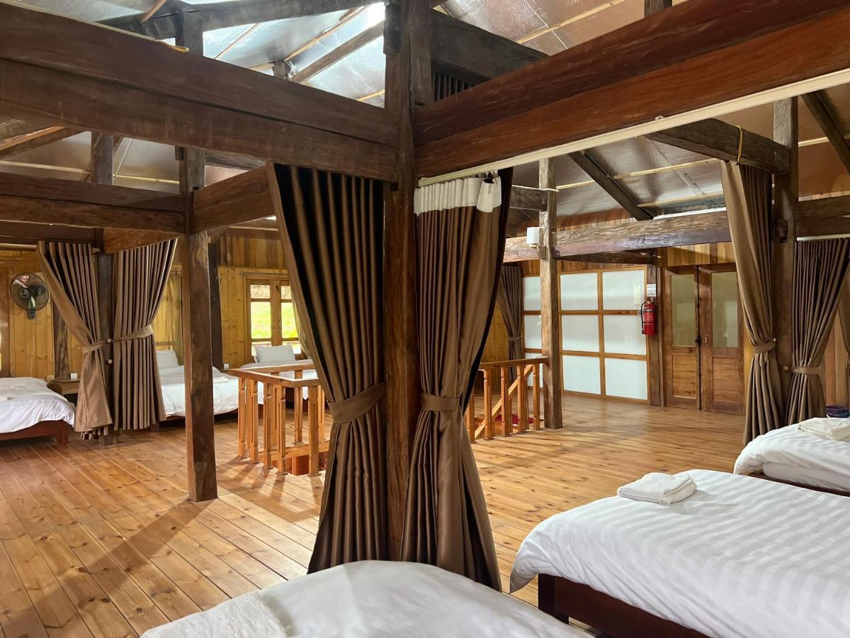 Tom'S Du Gia Homestay Lang Cac Bagian luar foto