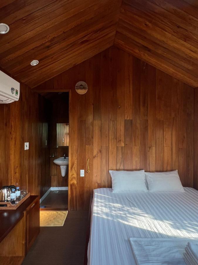 Tom'S Du Gia Homestay Lang Cac Bagian luar foto