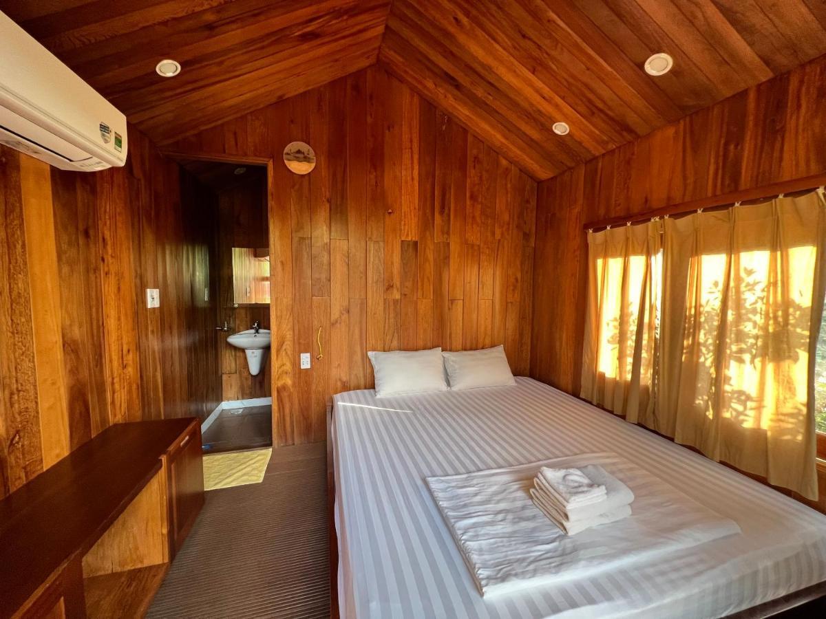 Tom'S Du Gia Homestay Lang Cac Bagian luar foto
