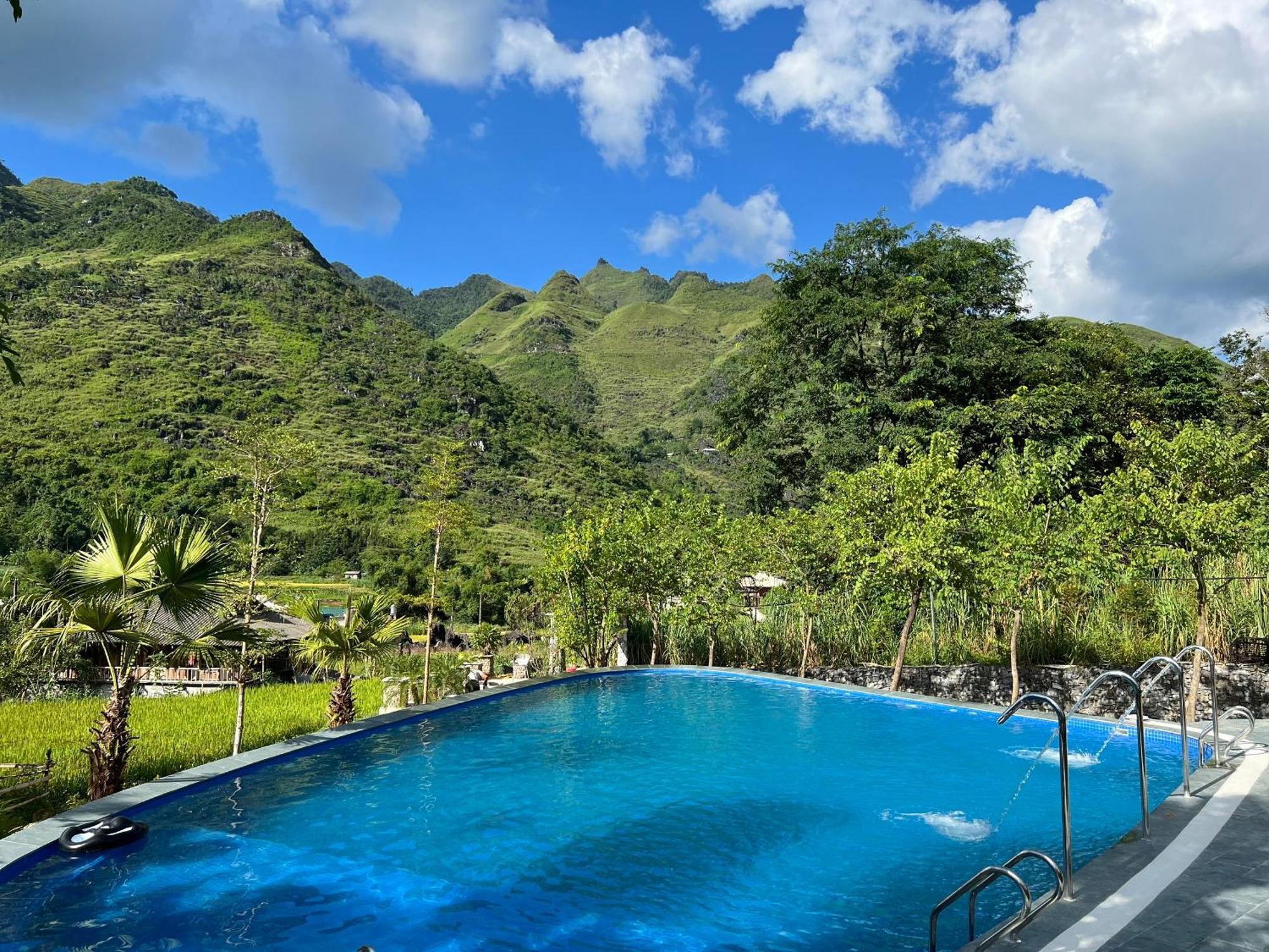 Tom'S Du Gia Homestay Lang Cac Bagian luar foto