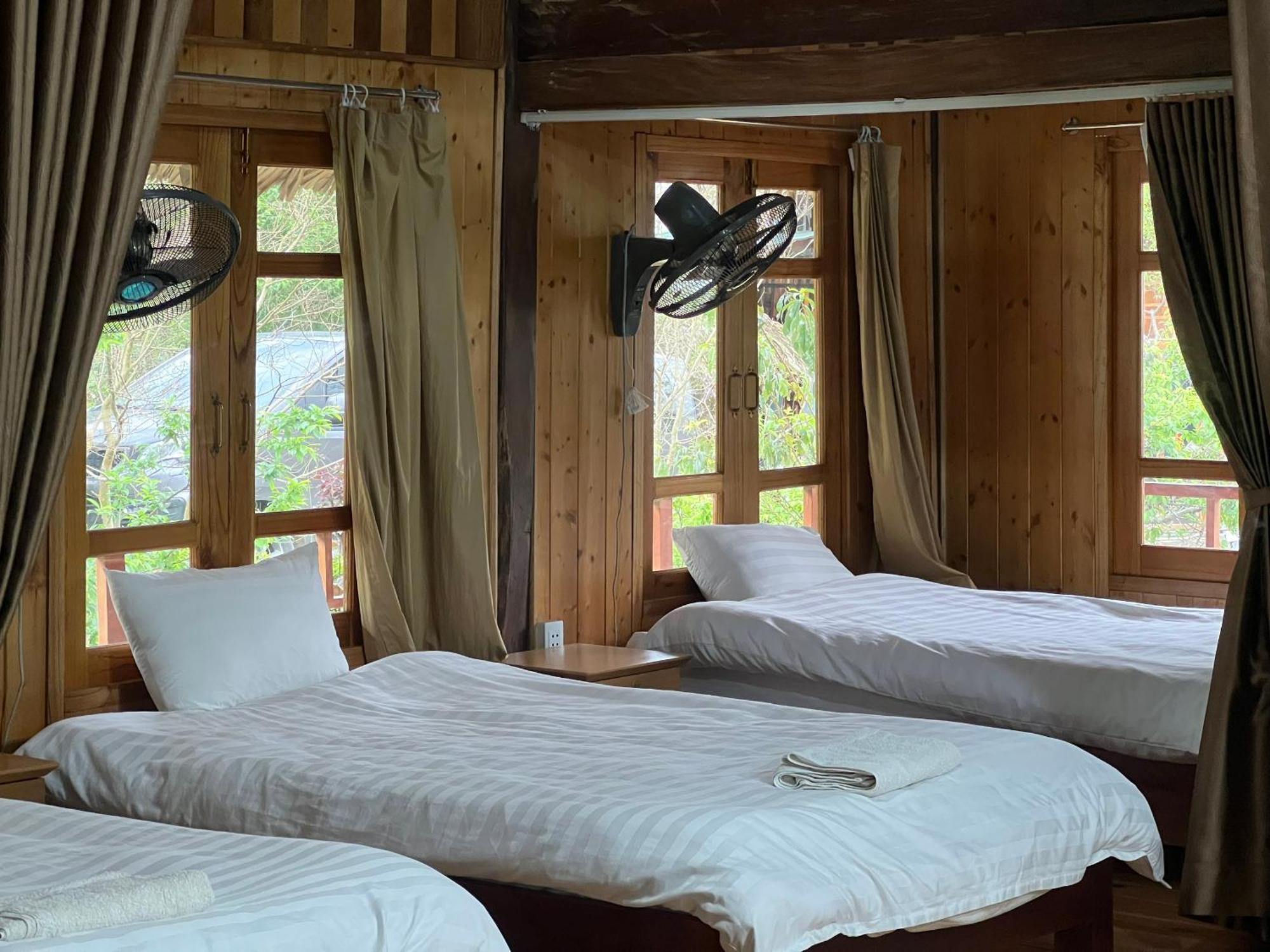 Tom'S Du Gia Homestay Lang Cac Bagian luar foto